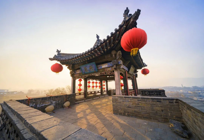 国内最大私人豪宅，历经300多年建成，被称“中国民间故宫”