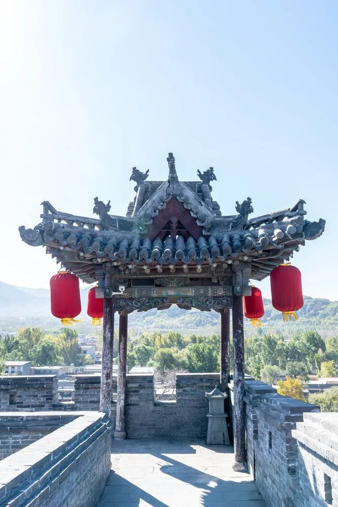 国内最大私人豪宅，历经300多年建成，被称“中国民间故宫”