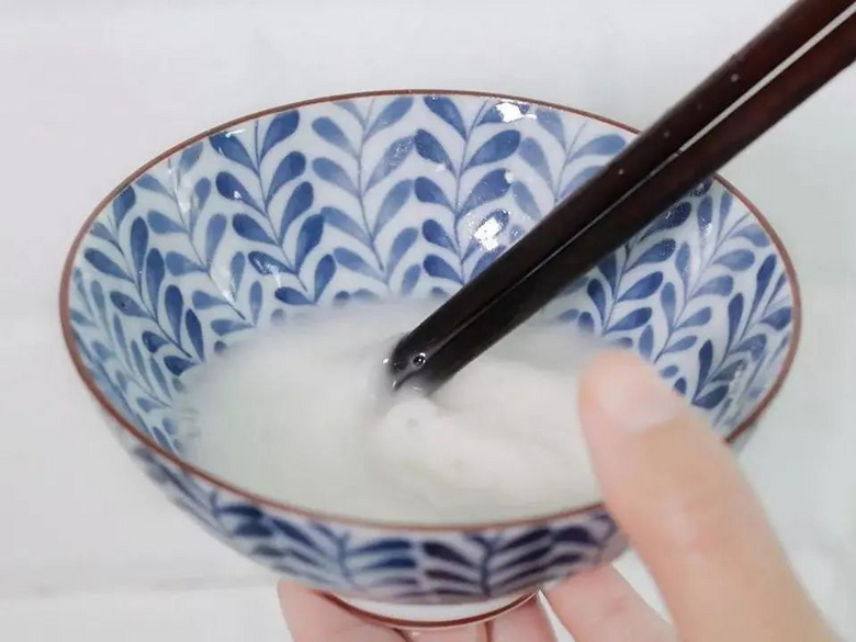 每一口都嫩香輕盈的蝦仁滑蛋,滑滑梯般的奇妙體驗
