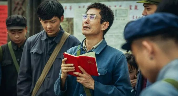 從《人世間》看家庭對孩子成長的影響