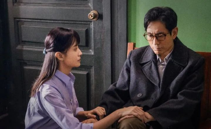 從《人世間》看家庭對孩子成長的影響