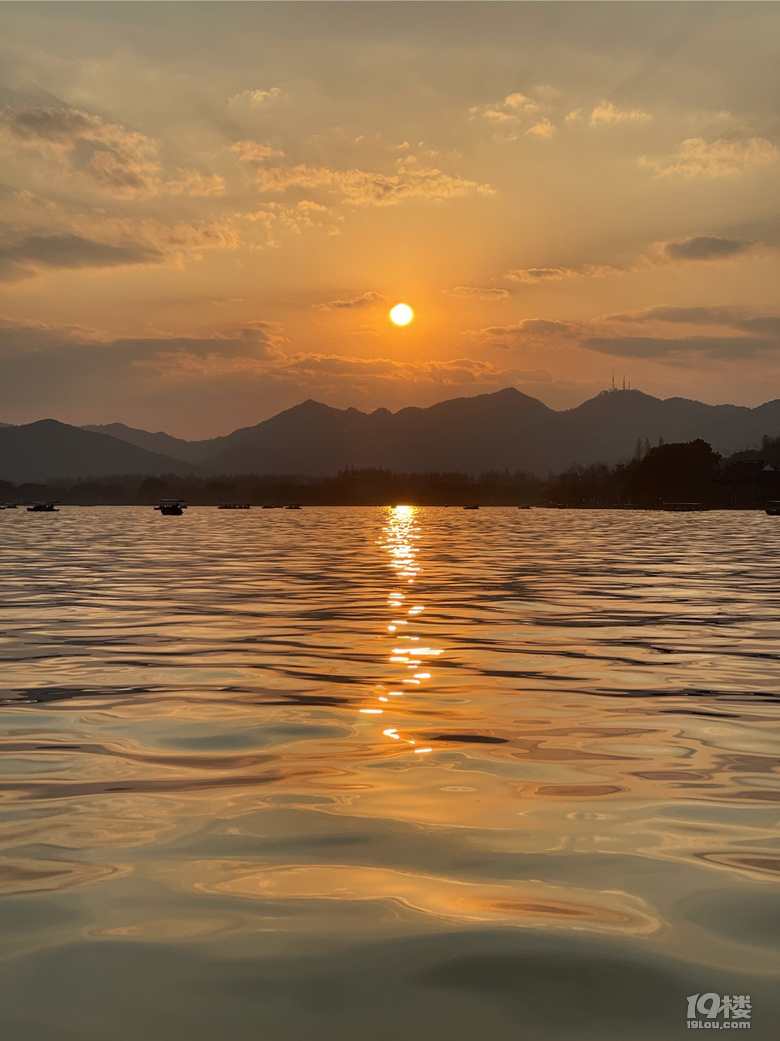游玩西湖的3個省錢點，還能看到絕美夕陽！