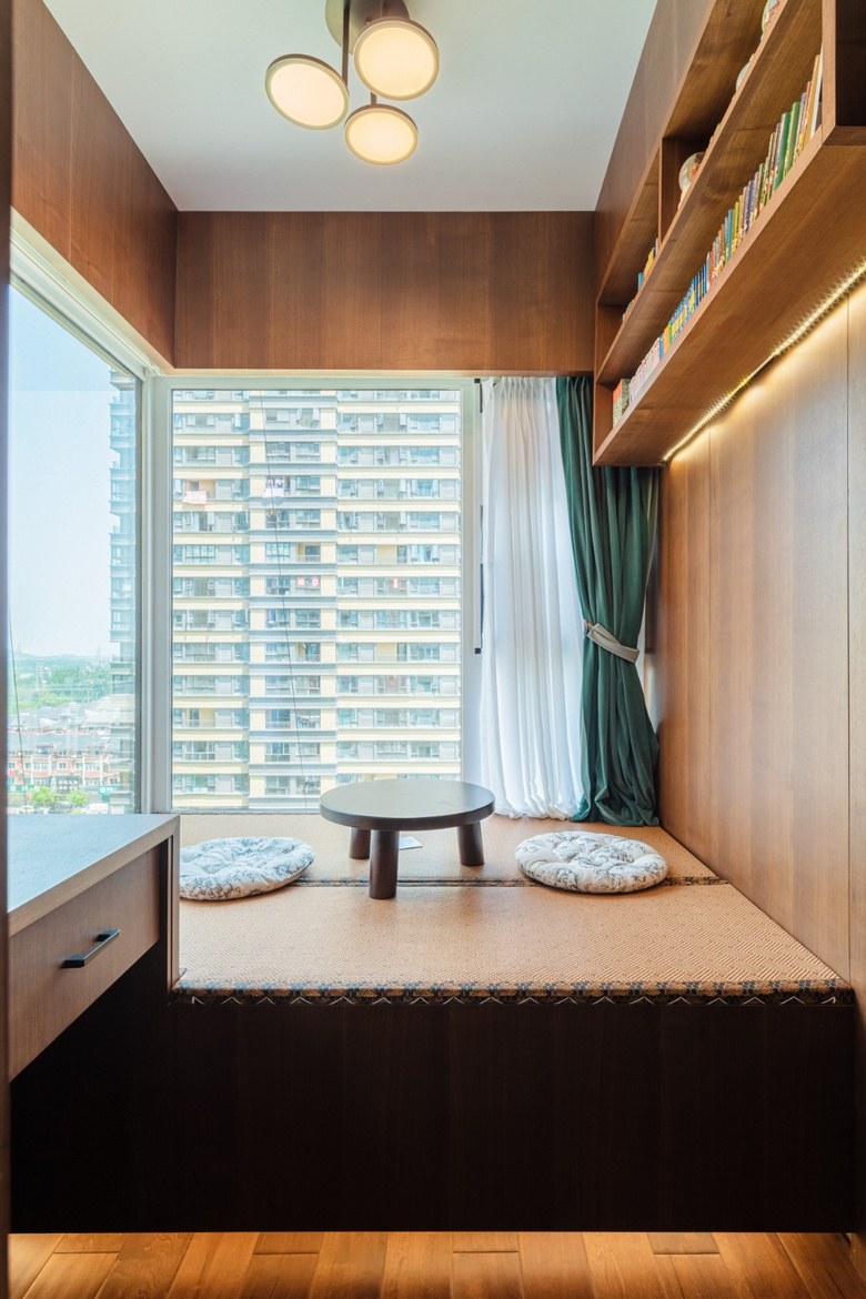 С������������ɶ���Ͷ���װ��