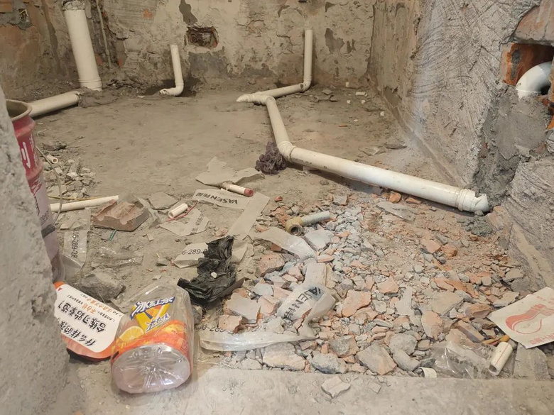 这个号称水电完工的工地触目惊心!装修公司不整改、不退款