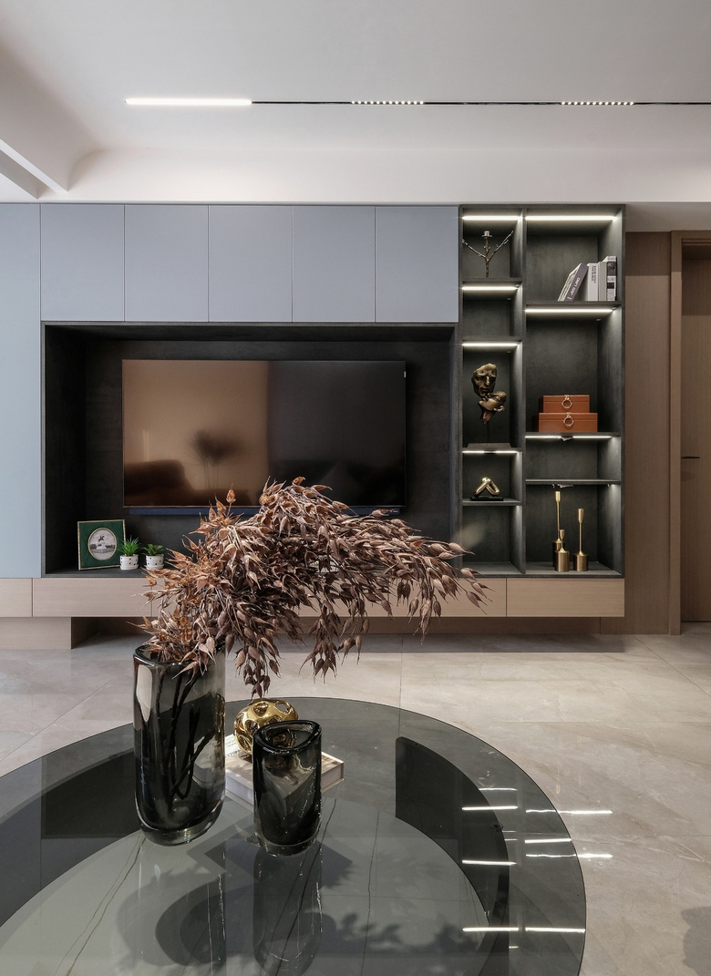 ���¼� �� �Ķ���140ƽë�������¶����ִ����ݷ�