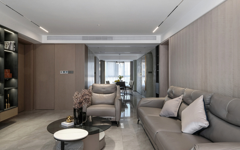 ���¼� �� �Ķ���140ƽë�������¶����ִ����ݷ�