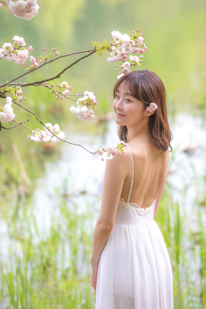 樱花树下穿汉服的小姐姐美腻了！2022.03.31