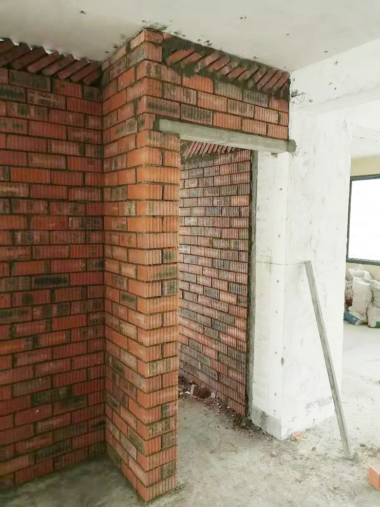 ��׼��ǽ���գ�һשһ�ߵ�˼���ʾ���