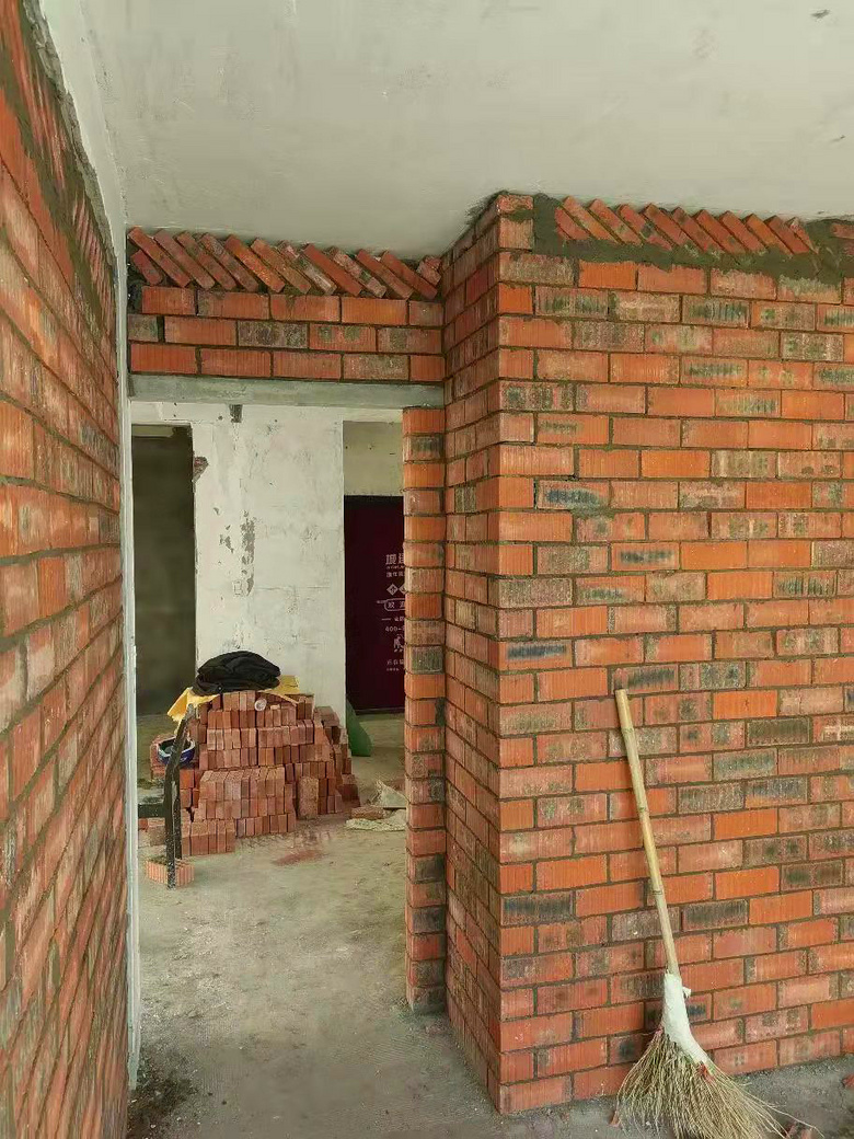 ��׼��ǽ���գ�һשһ�ߵ�˼���ʾ���