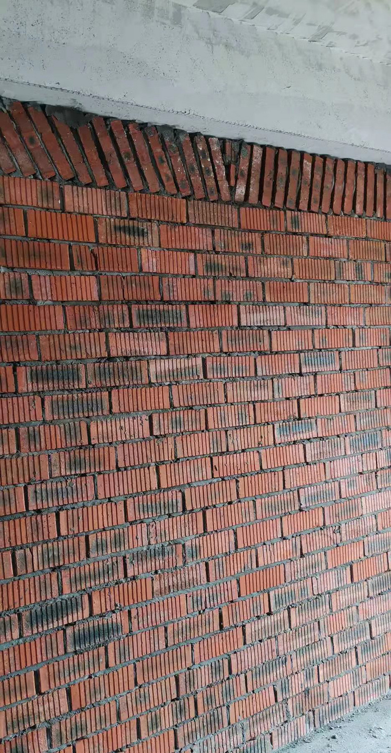 ��׼��ǽ���գ�һשһ�ߵ�˼���ʾ���