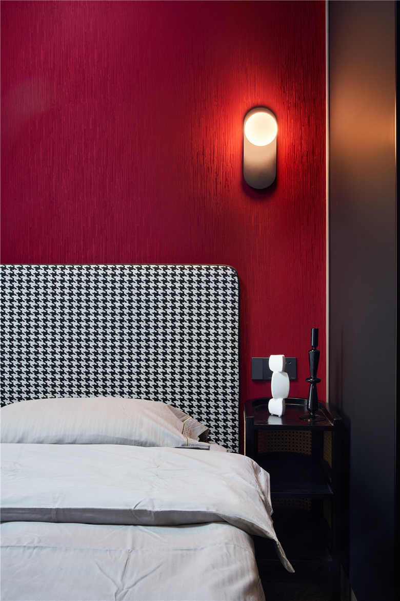 �����������ʦ��Home�������ִ���121�O����������