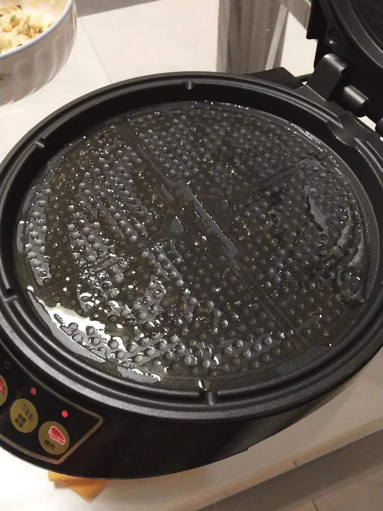 做蘿卜絲餅時(shí)多一個(gè)步驟,口感更加爽脆