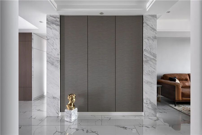 140㎡现代风格新居,吧台点缀空间,纵享品质生活