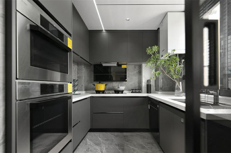 136�O�ᷨʽحɫ��֮�����ײ�������뷨ʽ����