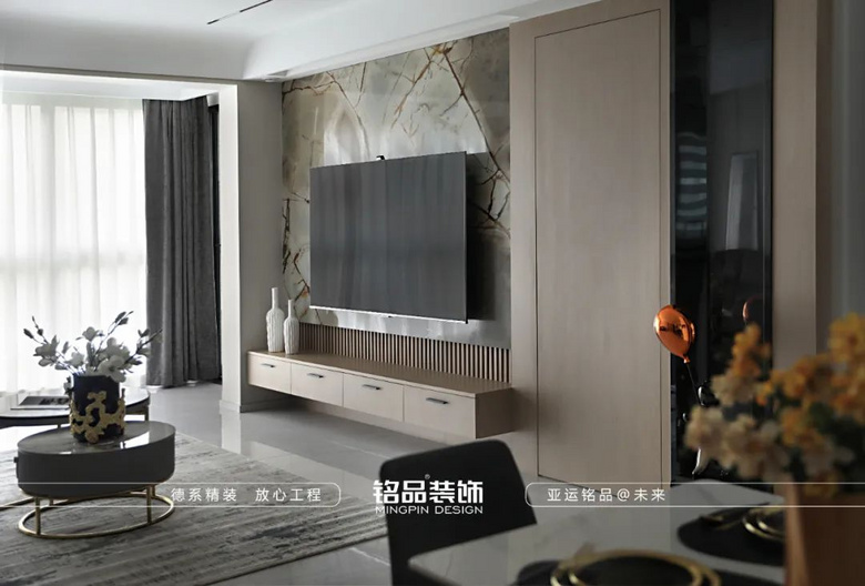 ����ơ��������£�����ʱ�м�Լ���ü�~