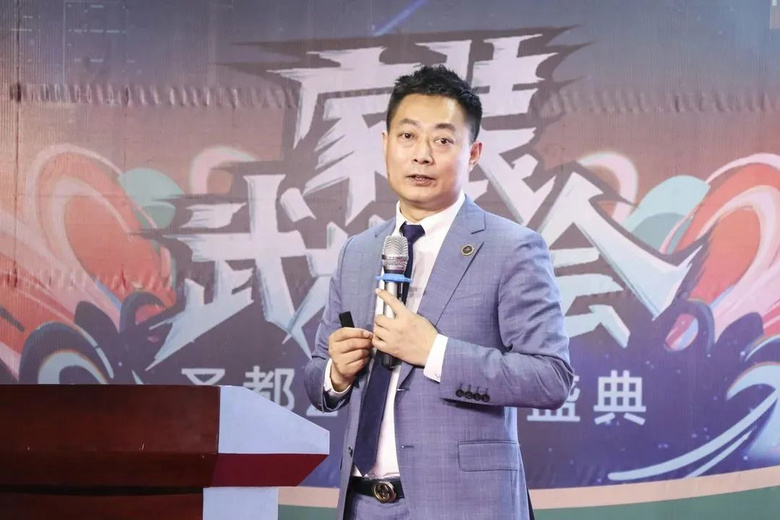 11位冠军集结百店联动,3亿补贴,圣都家装20周年庆典活动正式启动