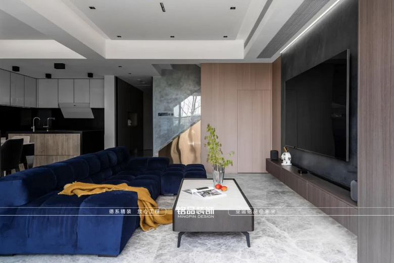 ����ơ���������ң�������Ϊ����ң�������Ľ����~