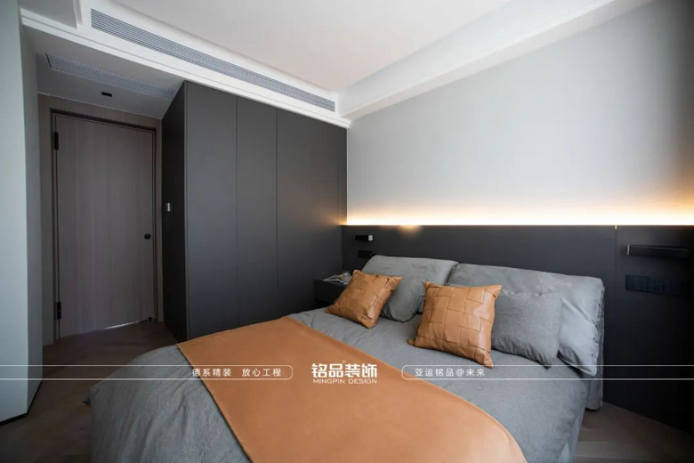 ����ơ���������ң�������Ϊ����ң�������Ľ����~