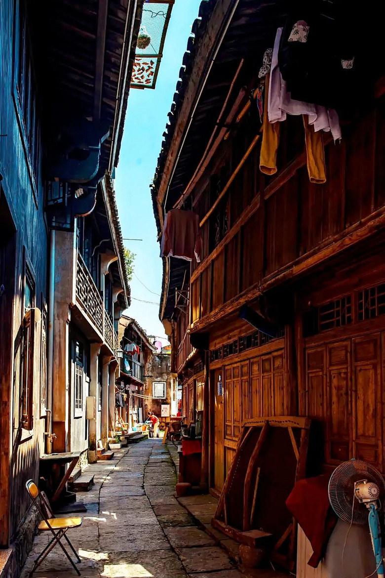 一場奇跡!有“鯨”無險的背后,竟藏一座神仙美貌小鎮(zhèn)