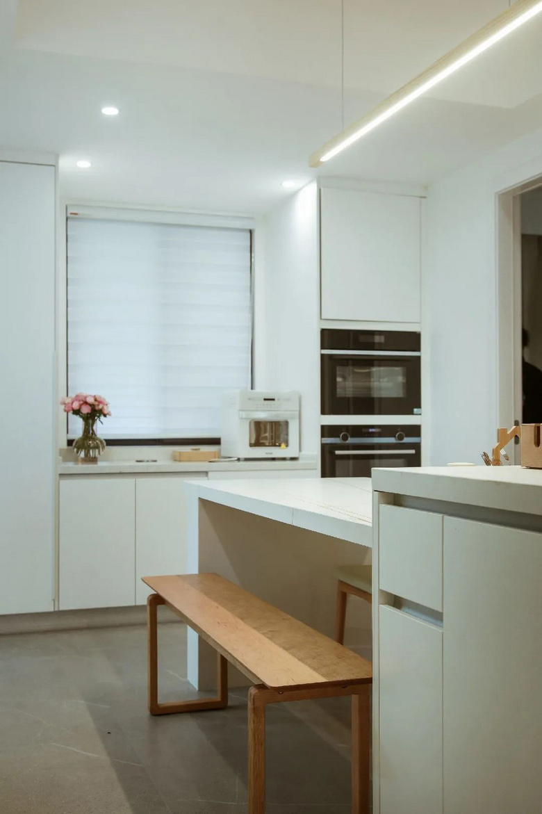 û�����У��ͱ߹�������ƣ����ɡ���ֵ˫���գ�