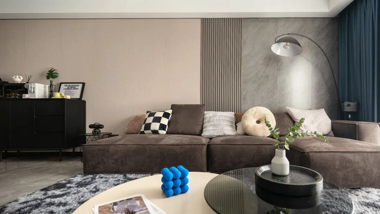 �ƹ�����ѵ�λ����Χ�����������ʶ��������߼���