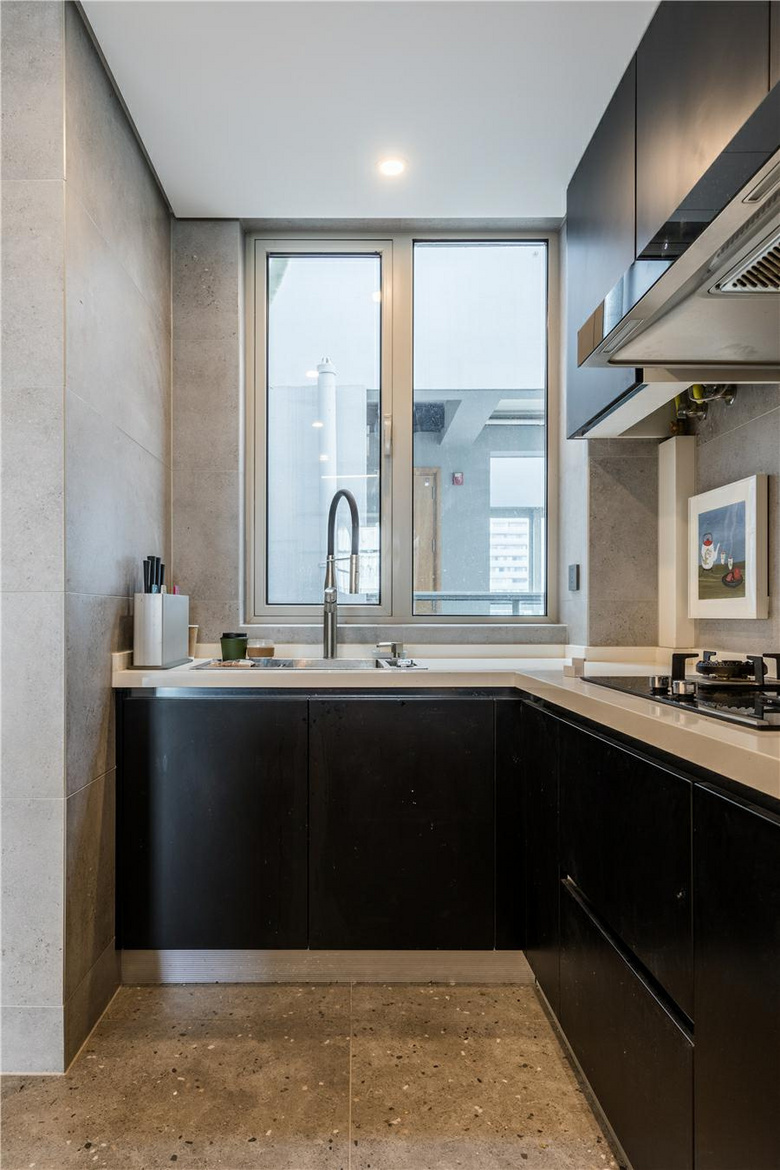 85�O�ִ�����¼ң�ǳɫϵ��������䣬������ܰ�ľ�ס����