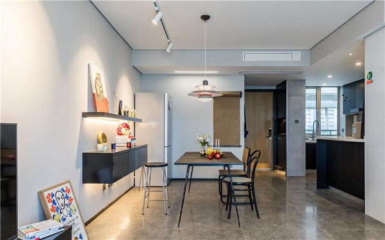 85�O�ִ�����¼ң�ǳɫϵ��������䣬������ܰ�ľ�ס����