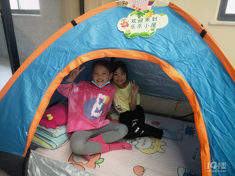 我的帐篷我做主，杭州这所小学“睡”出了新花样！