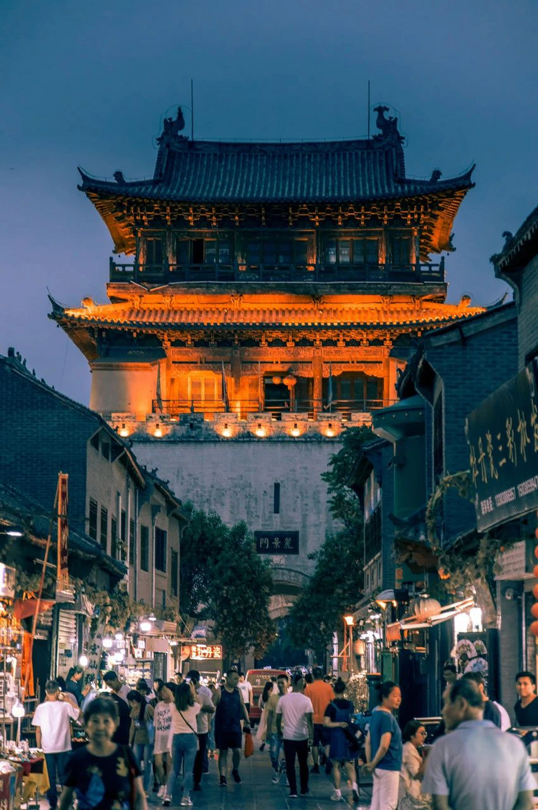 中國(guó)首個(gè)破產(chǎn)的5A景區(qū),負(fù)債3.5億也不宰客,礦泉水只賣1元