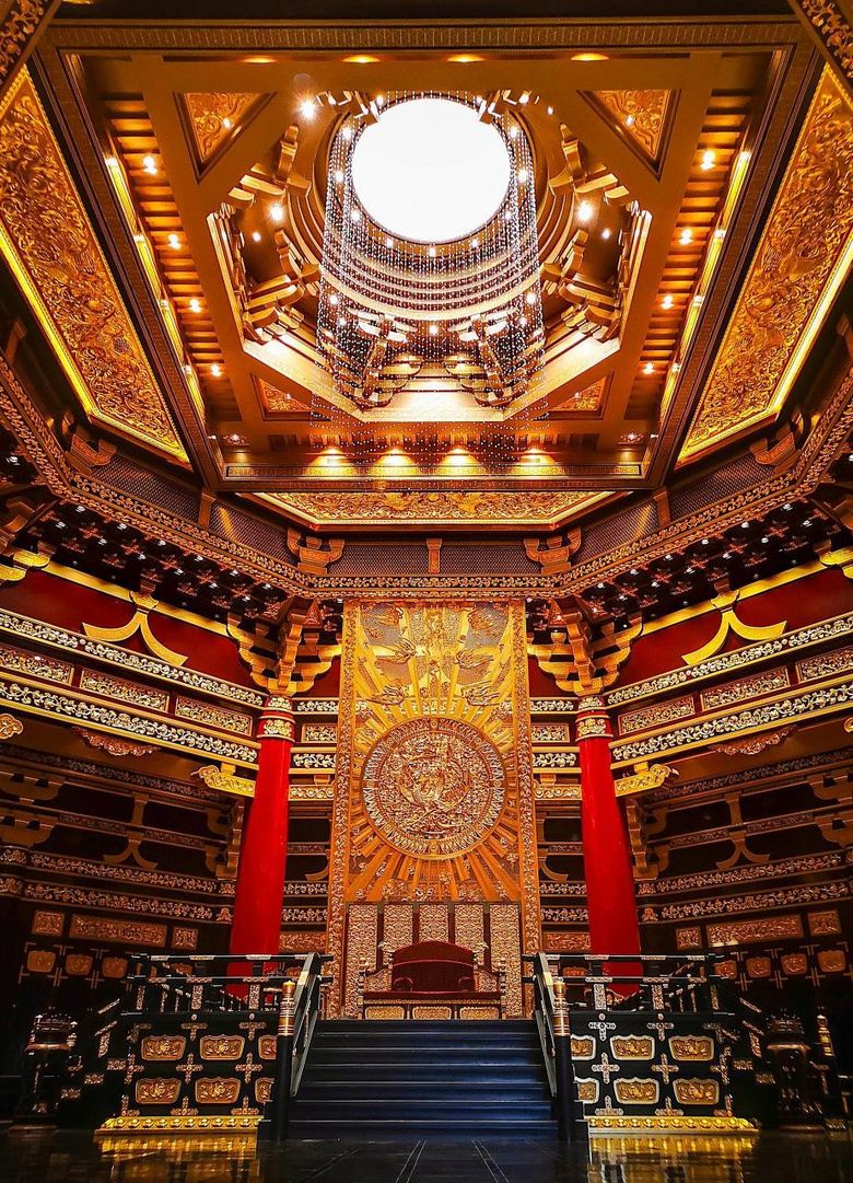中國(guó)首個(gè)破產(chǎn)的5A景區(qū),負(fù)債3.5億也不宰客,礦泉水只賣1元
