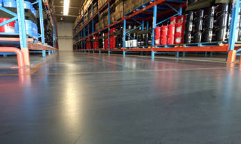 ���ݻ������ͽ���ƺ��ʩ���˵绰����������������Ӳ���а�ͷ��˭