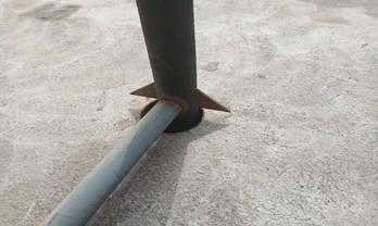 ���ݻ������ͽ���ƺ��ʩ���˵绰����������������Ӳ���а�ͷ��˭