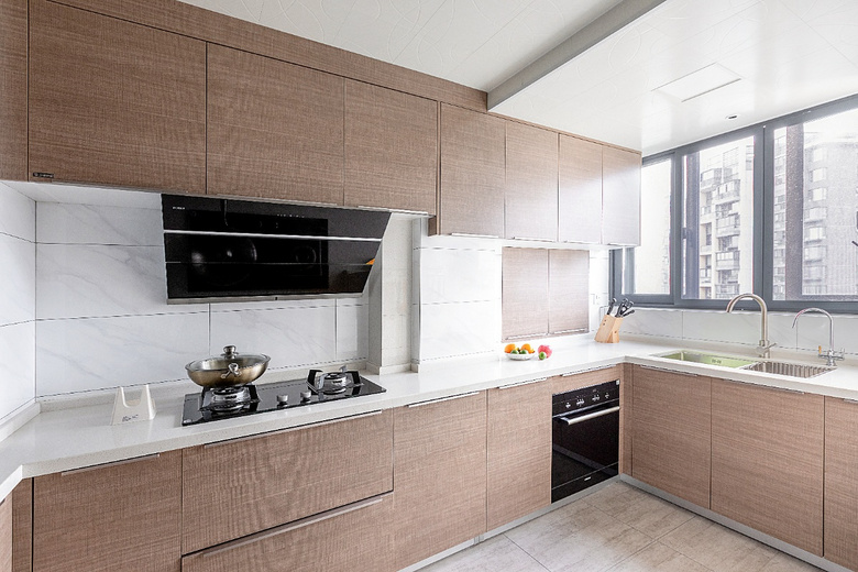 ���ӳ���С��3�и㶨�������ɣ�