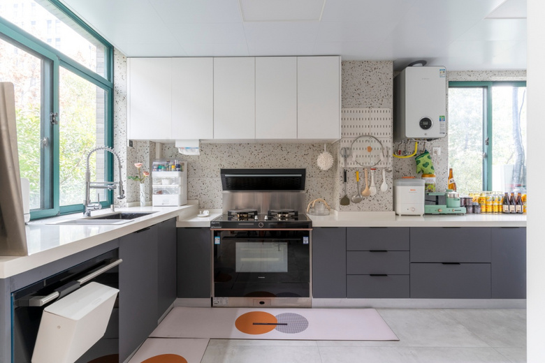 ���ӳ���С��3�и㶨�������ɣ�