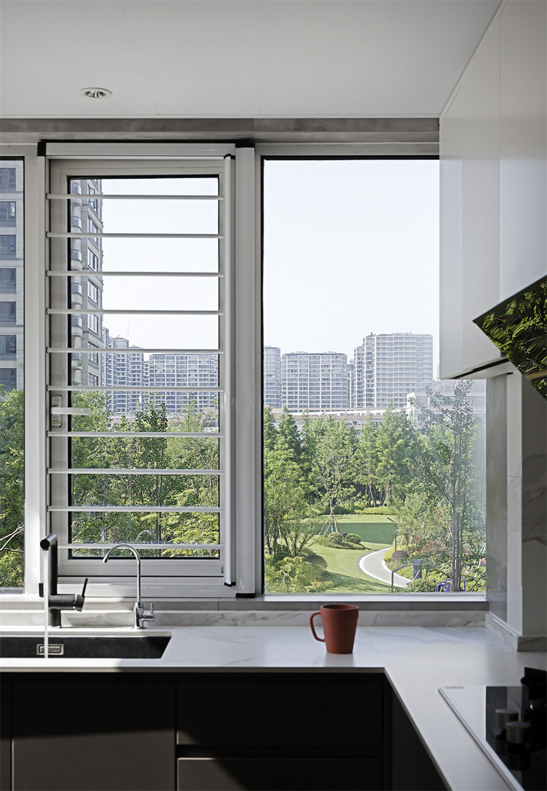 126�O��װ����|�ܾ�ǧƪһ�ɣ�������ĻҰ׵��������ָ߼���