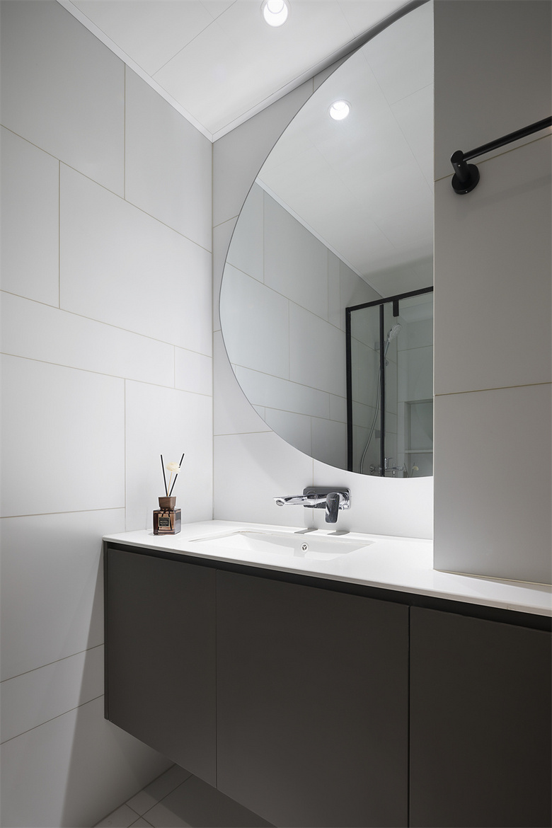 126�O��װ����|�ܾ�ǧƪһ�ɣ�������ĻҰ׵��������ָ߼���