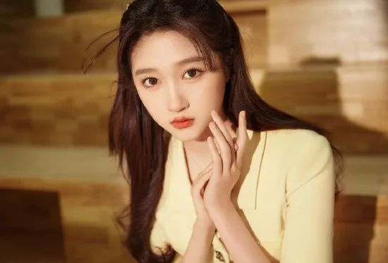 今日份的瓜|孟晚舟说时常被姚安娜惊喜到,关晓彤起诉化妆品公司