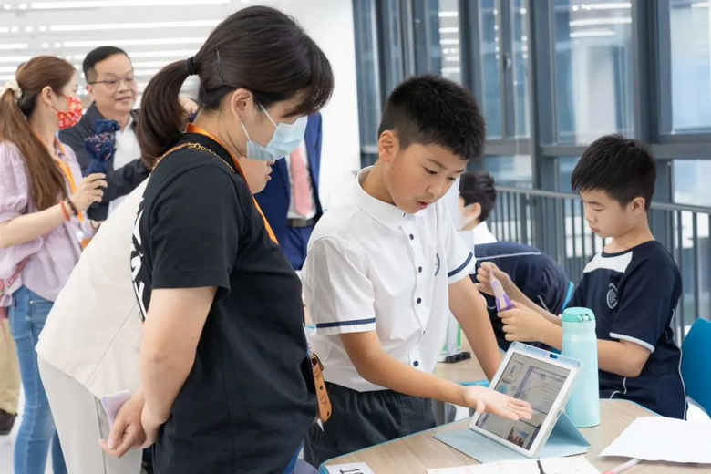 開餐廳、擺市集、造火箭……在天馬行空中理解生活