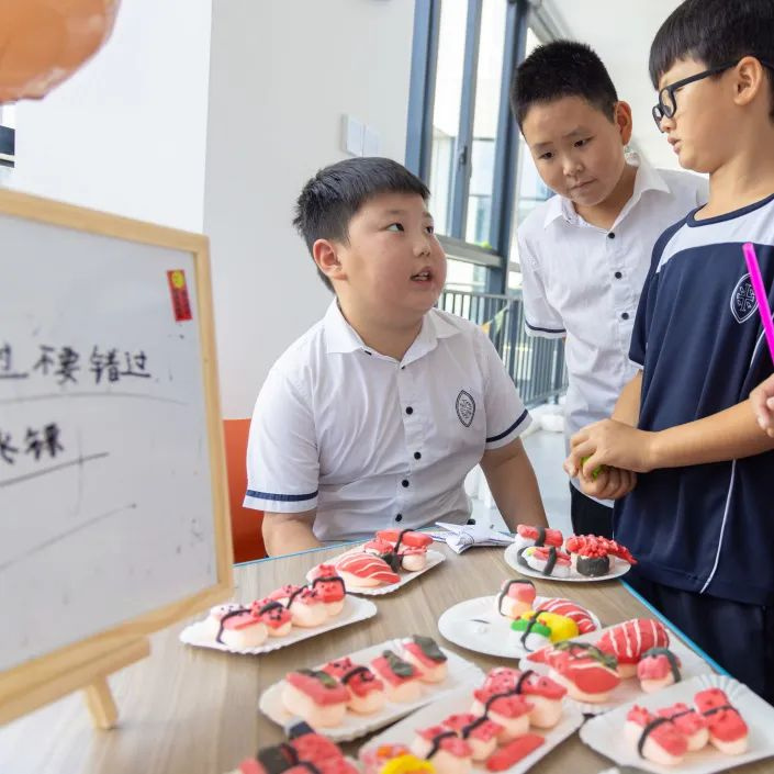 開餐廳、擺市集、造火箭……在天馬行空中理解生活