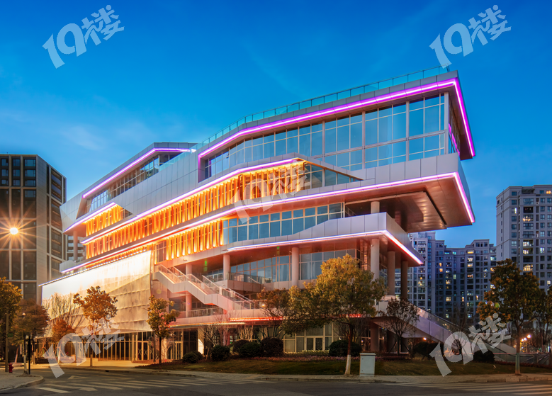 新城让生活更美好 钱投·邻居中心望江店正式开业