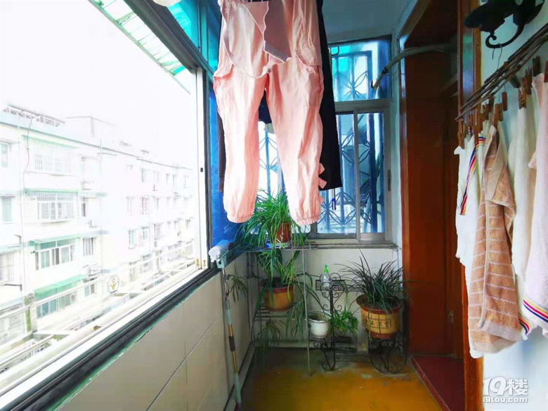 瓶窑镇中心小3房 精装修 拎包入住 看房方便 采光好