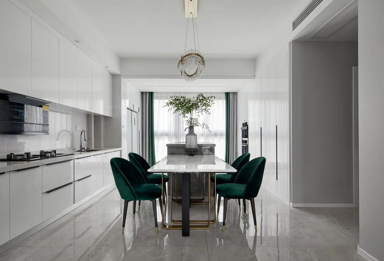 ��������ơ�Ҫ�߼��к͸���ֵ��ǿ��������ƣ�