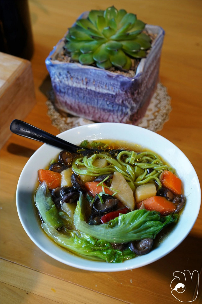 杭州爆火的素食馆子们，是网红店里的一股清流