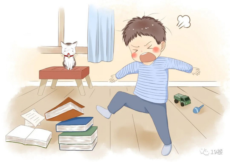 狂踢前排座椅高铁上遇熊孩子网友都是因为熊家长