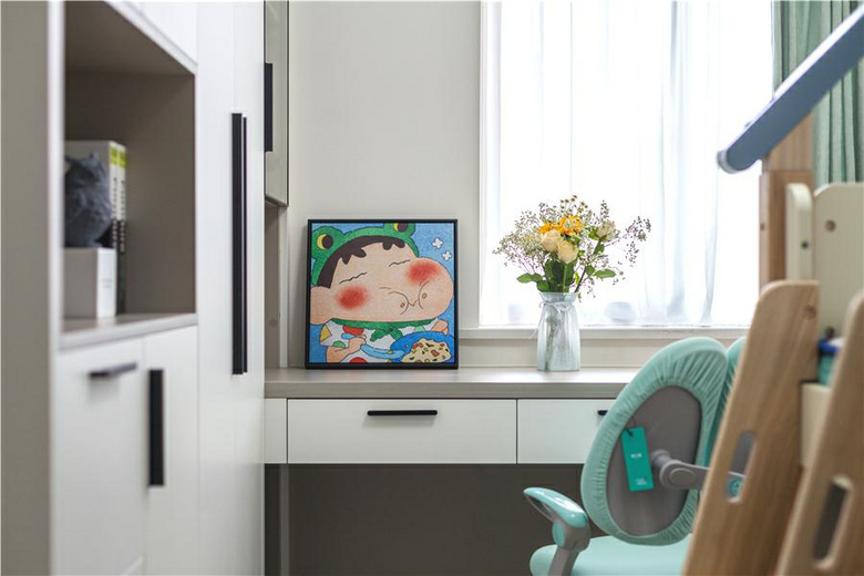 �Ϸ����ģ�60�O�ִ���������ɫ����