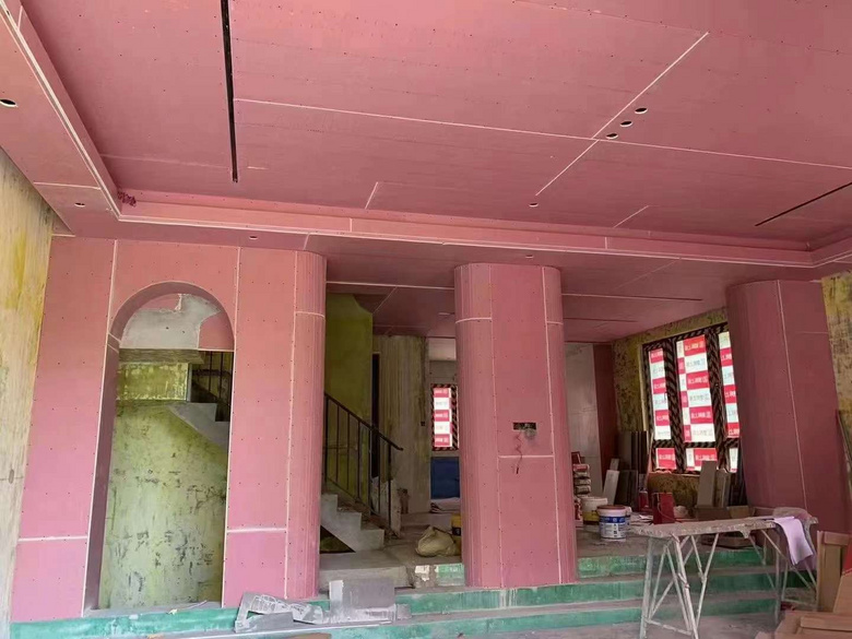 �����չ��ء�ά��С�����ױ���ľ���׶�