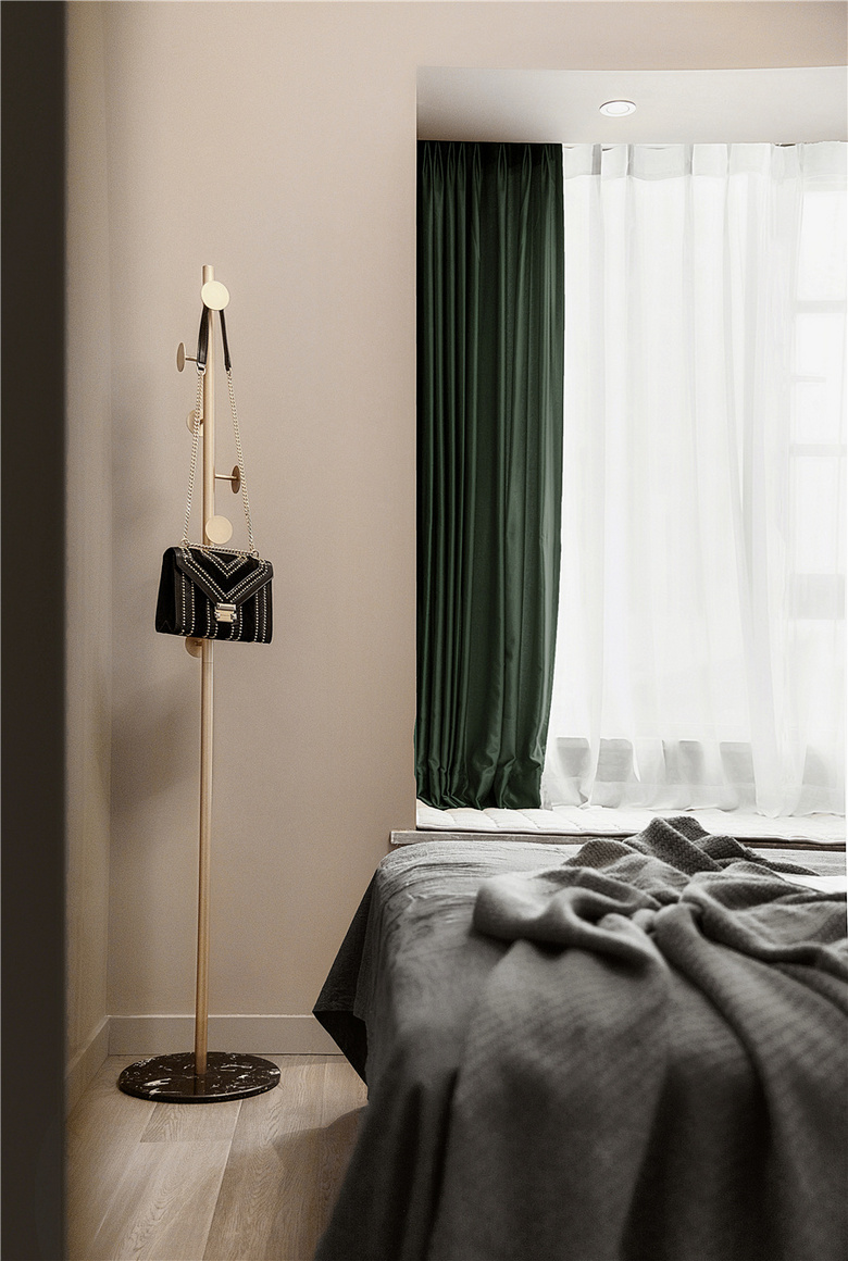 120�O�ִ���Լ������ֵ����������������͸¶������Ļ���Ϣ