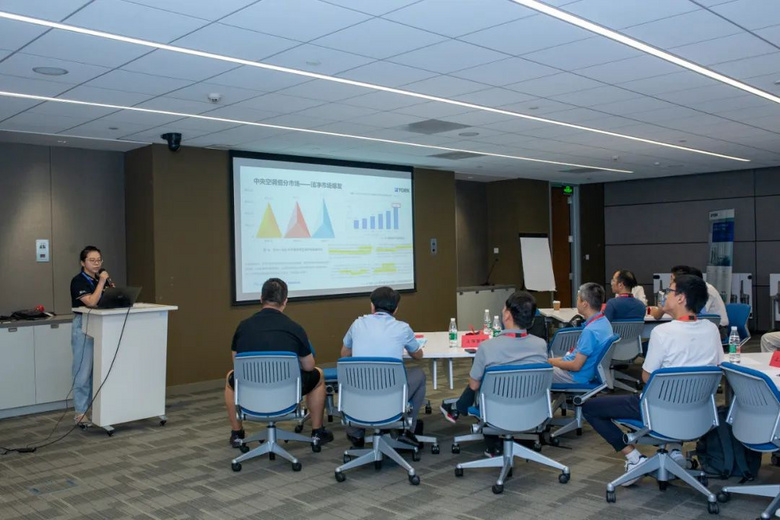 ������ͷ ����������Լ���Ĺ��ƿյ�Ʒ�ƹ�ͨ��˳���ٿ�