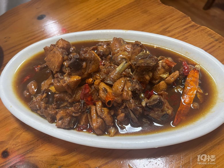 美食探店|临安老字号鸭肠火锅-阿军