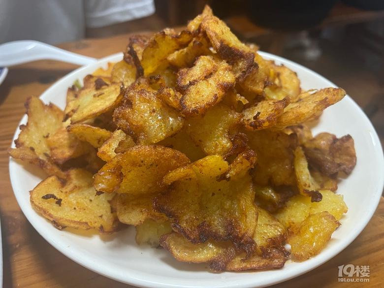 美食探店|临安老字号鸭肠火锅-阿军